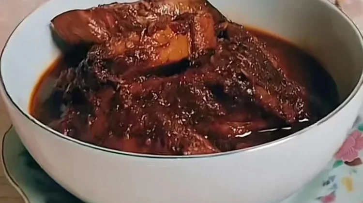 Olahan Ikan Masak Kayu Khas Ternate dengan Cita Rasa Rempah