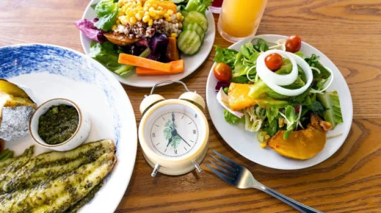 Waktu Makan Ideal untuk Menjaga Kesehatan Tubuh