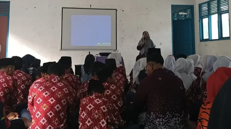 MTs YPPI Bengkalis Gelar Nobar Film Sejarah G30S