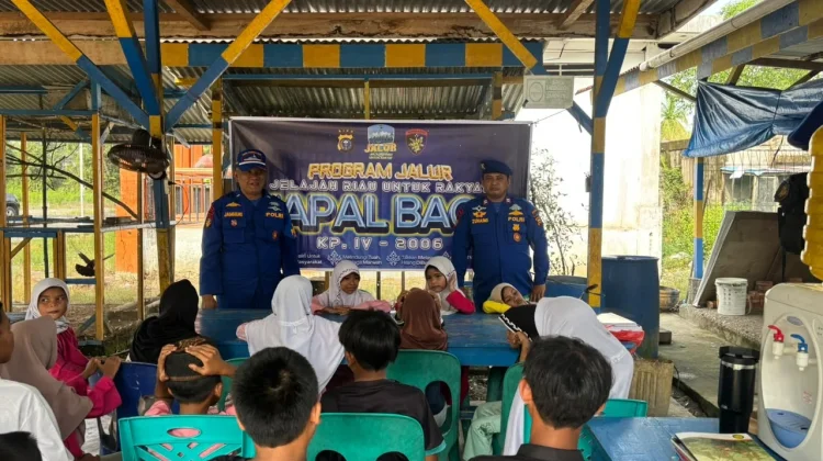 Program JALUR Polairud Polda Riau Sasar Warga Pesisir Rohil