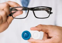 Soflens vs Kacamata: Mana yang Lebih Nyaman dan Aman untuk Mata