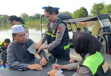 Klinik Terapung Polda Riau Layani Pesisir
