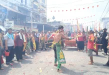 Ribuan Warga Padati Pawai Cue Lak, Simbol Kerukunan yang Kokoh