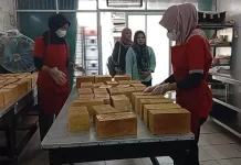Dinkes Bengkalis Inspeksi Pabrik Roti