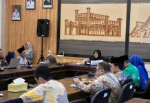 Bupati Afni Dorong PKS Serap Tenaga Kerja Lokal