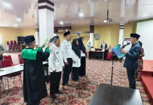 Hadi Prasetyo Ambil Sumpah Empat Guru, Perkuat Profesionalisme Tenaga Pendidik