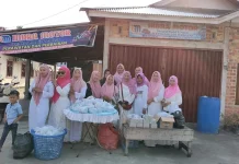 Berbagi Takjil Jadi Tradisi Ramadan, Warga Bengkalis Turun ke Jalan Tebar Kebaikan