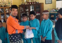 SD N 44 Bengkalis Berbagi Sembako untuk Anak Yatim dan Anak Kurang Mampu