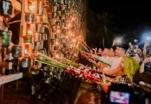Bupati Kasmarni Buka Festival Lampu Colok