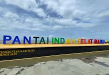 H+3 Lebaran, Pantai Indah Selat Baru Bengkalis Belum Ramai, Warga Masih Baraan