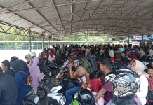 Antrian Sepeda Motor Arus Balik Membludak di Roro Bengkalis