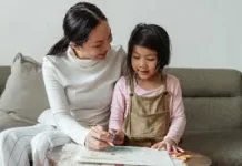 Cara Melatih Anak Bilingual sejak Dini, Bekal Penting di Era Global