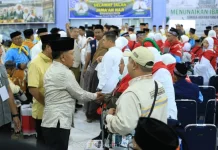 Bupati Asmar Lepas Jemaah Haji Meranti menuju Tanah Suci