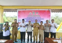 Disparbudpora Bengkalis Serahkan Sertifikat Halal Pelaku Kuliner