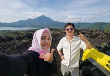 Wisatawan Taiwan Terpesona Sunrise Gunung Batur Bali