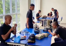 Mahasiswa Teknik Perkapalan Polbeng Gelar Lomba Miniatur Kapal