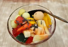 Es Buah Jadi Pilihan Segar Masyarakat di tengah Cuaca Panas