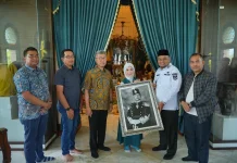 Komisaris Bank Mandiri Saksikan Pesona Wisata Siak