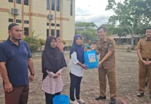 Tabungan Sampah Bantu Warga Bengkalis Biayai Pengobatan Anak