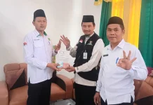 UPZ KUA Mandau Salurkan Zakat dan Infak ke BAZNAS Bengkalis