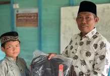 Kemenag Kepulauan Meranti Salurkan Bantuan Lebaran Yatim dan Difabel Secara Door
