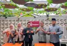 KUA Tualang Dampingi Visit Produk Sertifikasi Halal di Traseduh Coffee and Space