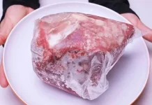 Cara Tercepat dan Paling Aman untuk Mencairkan Daging Beku