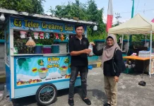 Es Teler Creamy Buk Tuty Ramaikan Bazar Hari Koperasi ke-79 di Bengkalis