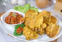 Tahu Isi Rebon Sambal Asam Jawa, Gurih Renyah dengan Sensasi Pedas Segar