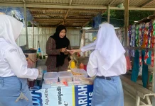 Warung Bu Friska Jadi Andalan Siswa/Siswi SMKN 1 Bengkalis