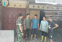 Babinsa Mandau Perkuat Nilai Pancasila di Kampung Pancasila