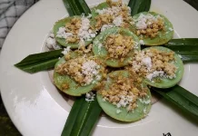 Jaje Laklak, Kue Tradisional Khas Bali dengan Kinca Gula Merah