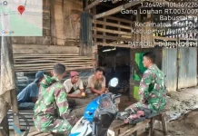 Babinsa Mandau Perkuat Wawasan Kebangsaan Kampung Pancasila