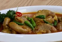 Gulai Iso Sapi, Gurih dan Kaya Rempah dengan Kuah Santan yang Menggugah Selera