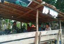Babinsa Koramil 06/Merbau Pererat Silaturahmi Warga di Kampung Pancasila