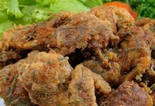 Bebek Goreng Salut Telur, Gurih Renyah dengan Aroma Rempah