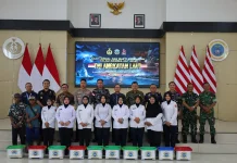 HUT TNI AL Ke-81, Lanal Dumai Gelar Bakti Sosial dan Bakti Kesehatan