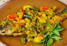 Nikmatnya Pesmol Ikan Kembung dengan Tomat dan Belimbing Wuluh