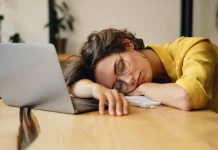 "Inemuri", saat Tidur Singkat Justru Jadi Bagian dari Budaya Jepang