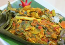 Pepes Kembung Pontianak, Gurih Berempah dengan Aroma Bakar