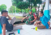 Komsos di Kampung Pancasila, Babinsa Merbau Perkuat Persatuan Warga
