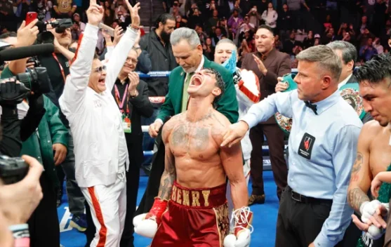 Ryan Garcia Rebut Gelar WBC dari Mario Barrios