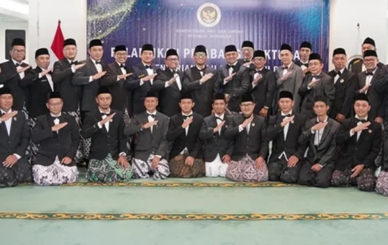 Kemenhaj Lantik 162 Pejabat Perkuat Layanan Jemaah