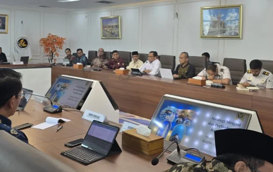 Kemenhaj dan Lintas Kementerian Sepakati Mitigasi Risiko Umrah Ditengah Situasi