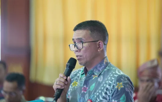 Kadisdik Siak Tegaskan Aturan Program Seragam Gratis