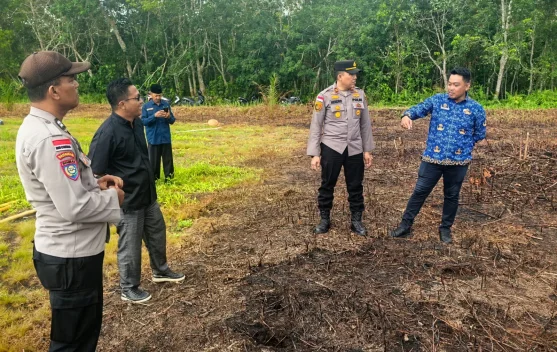 Kapolsek Bengkalis Kembangkan Budidaya Jagung Bersama Pemdes