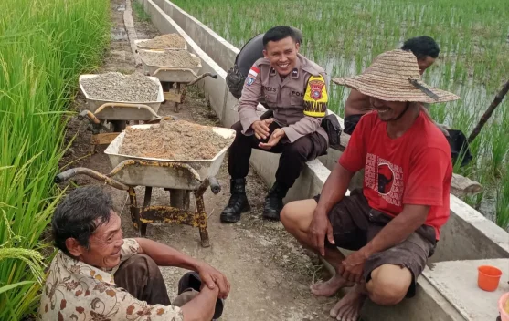 Bhabinkamtibmas Bantan Air Ajak Petani Dukung Ketahanan Pangan