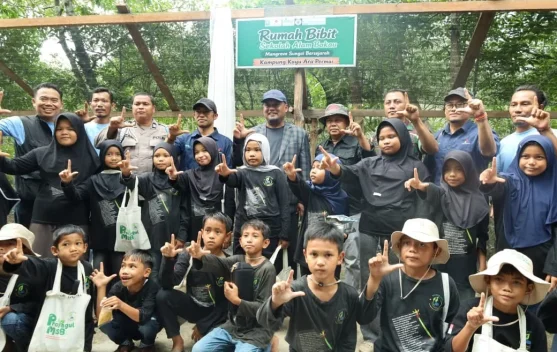Sekolah Alam Mangrove di Sungai Apit Tanamkan Kepedulian Lingkungan sejak Dini