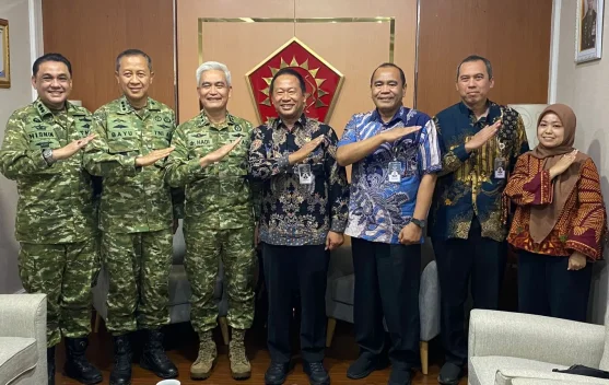 Kemenhaj Gandeng Pusat Kesehatan TNI Perkuat Sistem Kesehatan Haji
