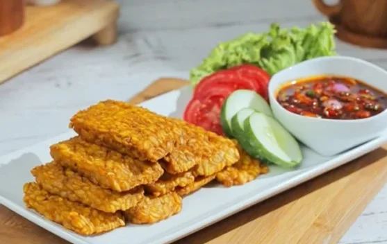 Tempe Ungkep Sambal Ulek Bawang Kecap, Sajian Sederhana dengan Cita Rasa Gurih